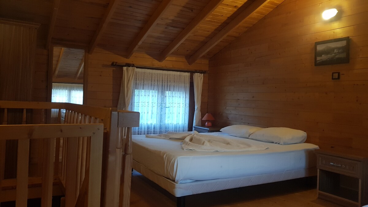 Დუპლექსი - ზედა სართული