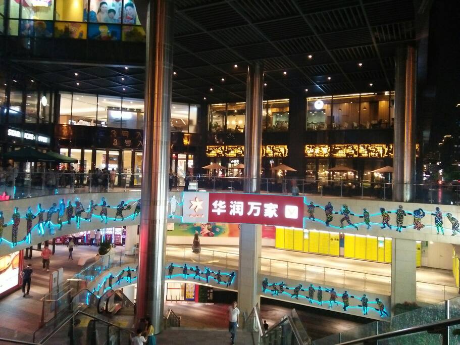 楼下超市,商场