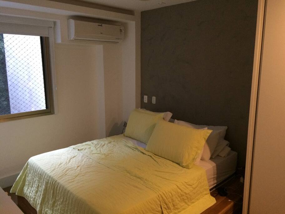 Quarto Casal