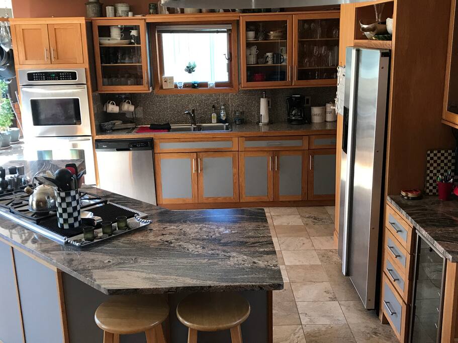 Kitchen-open plan