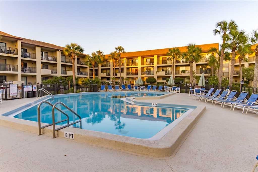 Take a dip every evening - Make plans to take an invigorating swim every evening in one of our two pools. The pools are a great o