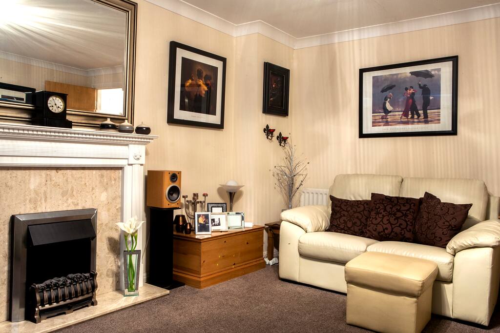 Living room 1