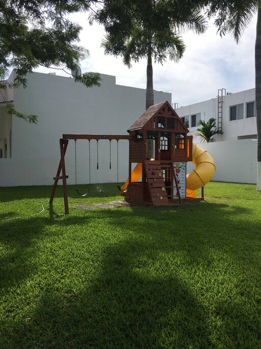 Uno de los jardines de áreas comunes