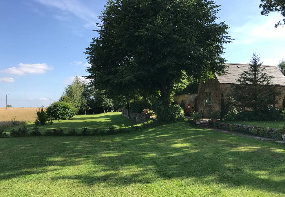 Large private garden