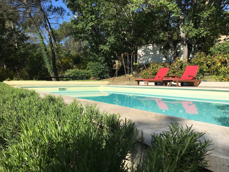 Piscine et calme