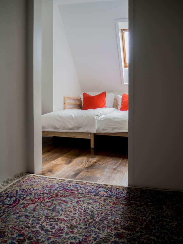 Dhomë e vogël gjumi