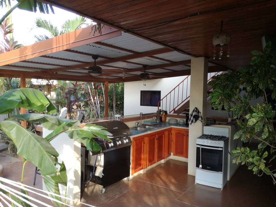 The community kitchen at Casa Bambora