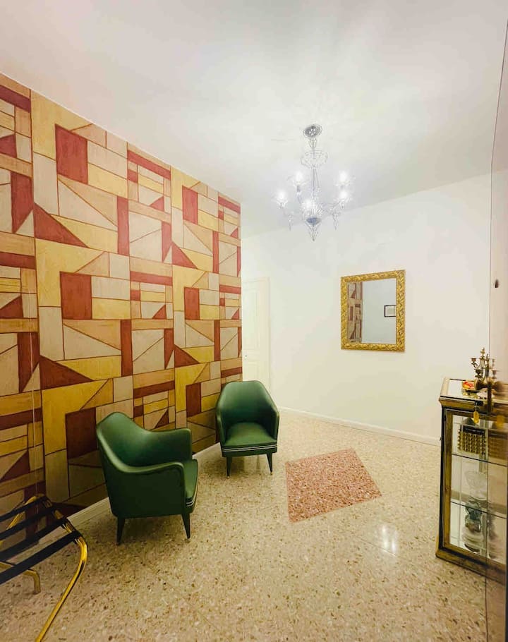 כניסה ראשית 