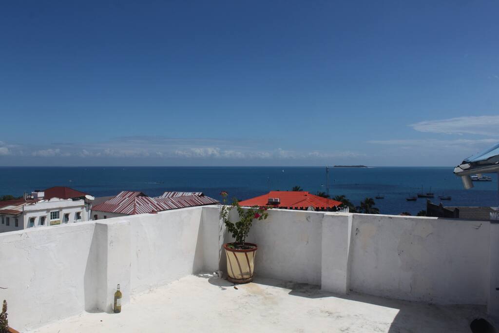 Private rooftop