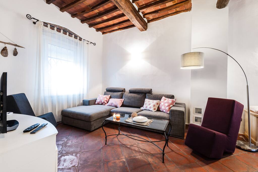 DOUBBLE LIVING ROOM