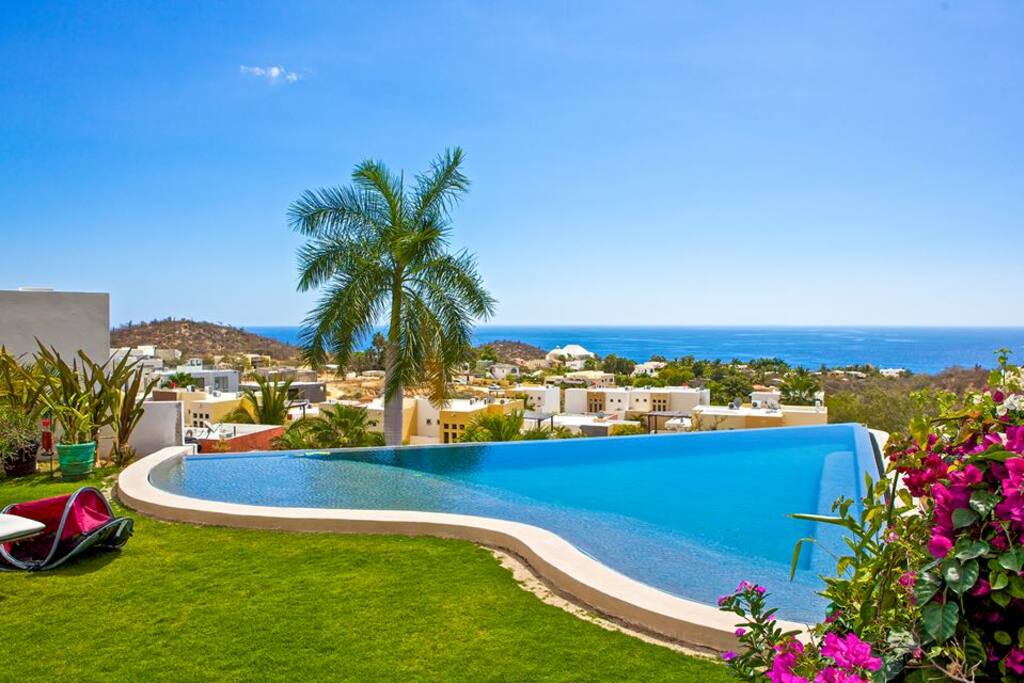 Heated Infinity pool to enjoy the panoramic unobstructed ocean view.