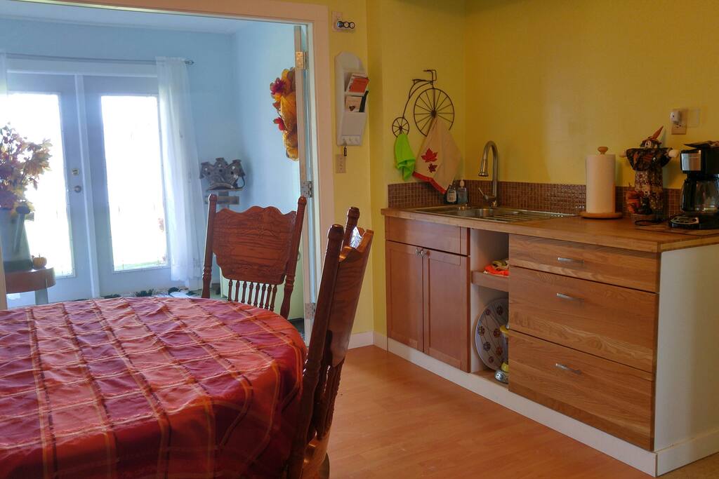 Kitchen ready for coffee in the morning or popcorn before bed