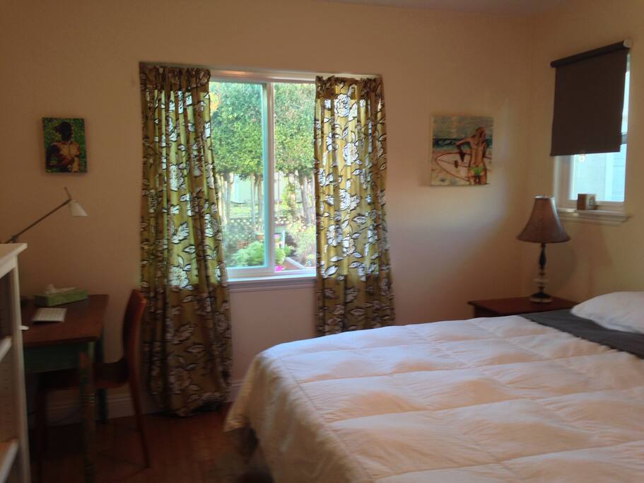 Cozy Bedroom with King Size Bed