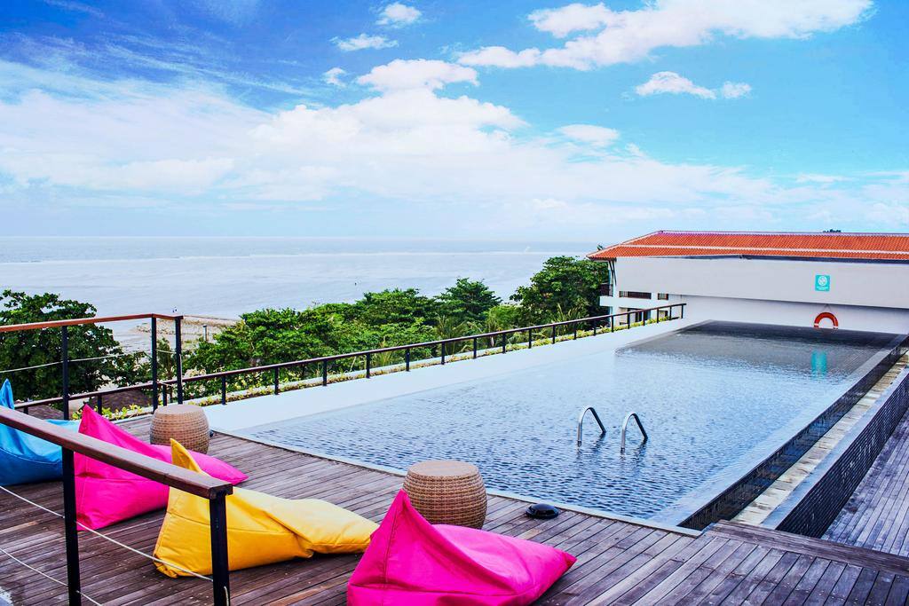 Sky Pool