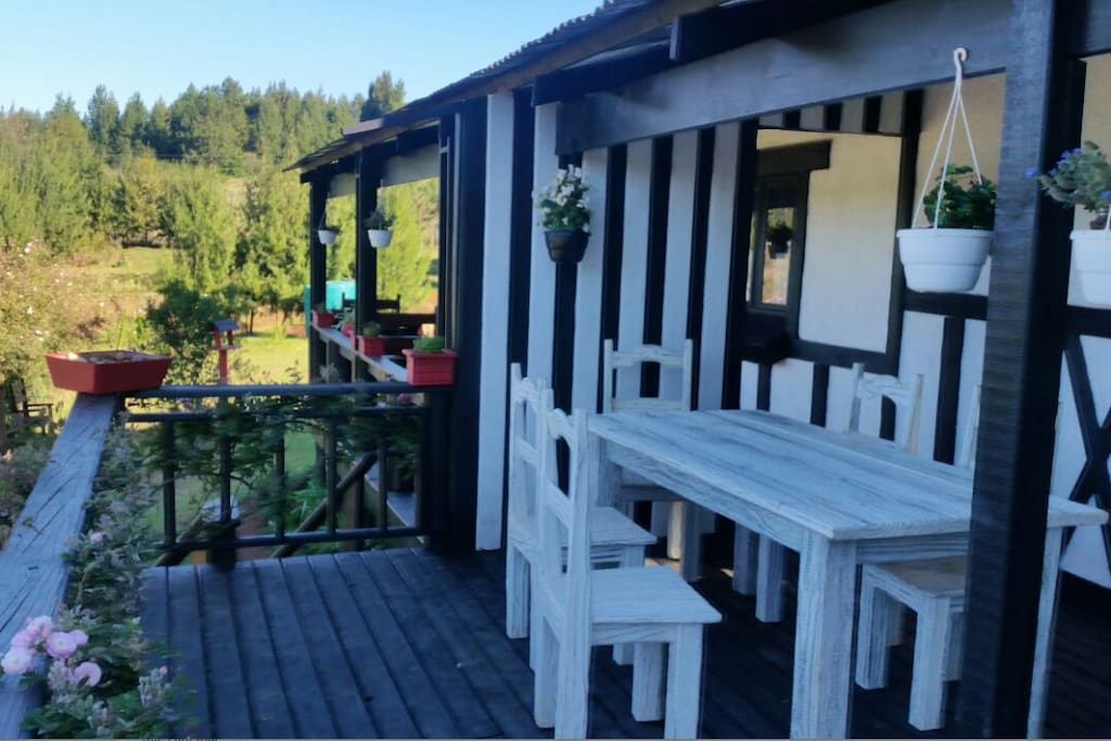 Timber Deck Dining Area with Braai Facilites