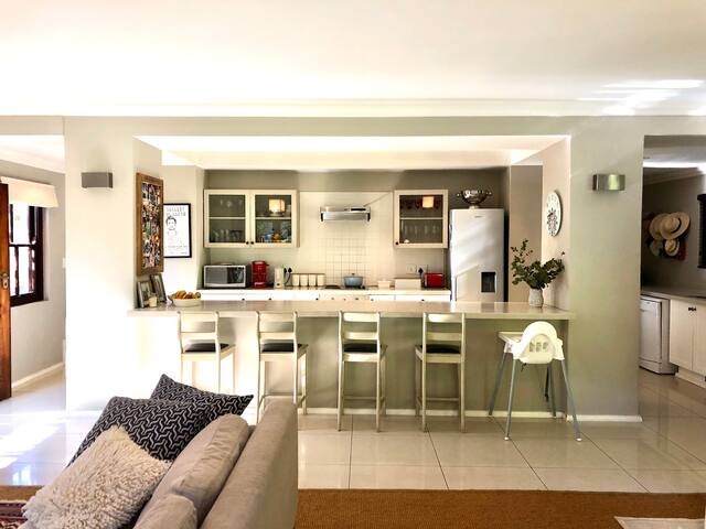 Berry Cottage by Cape Valley Stays gallery image 5