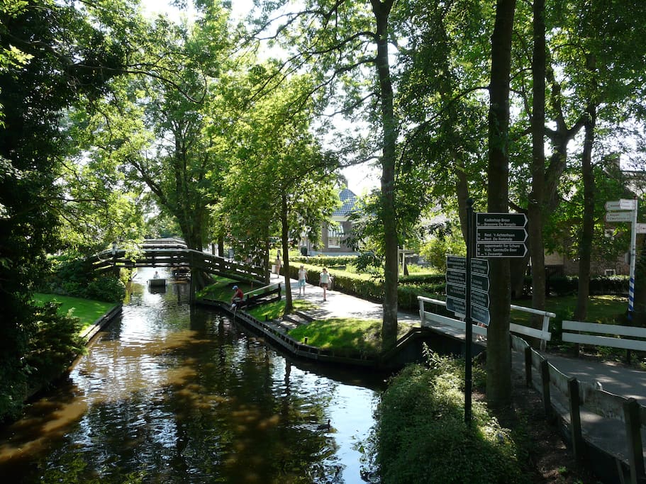 Giethoorn, the village without roads