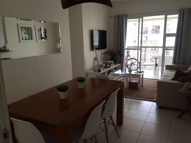 Beautiful apart, close to HSBC arena n Rio Centro. gallery image 2
