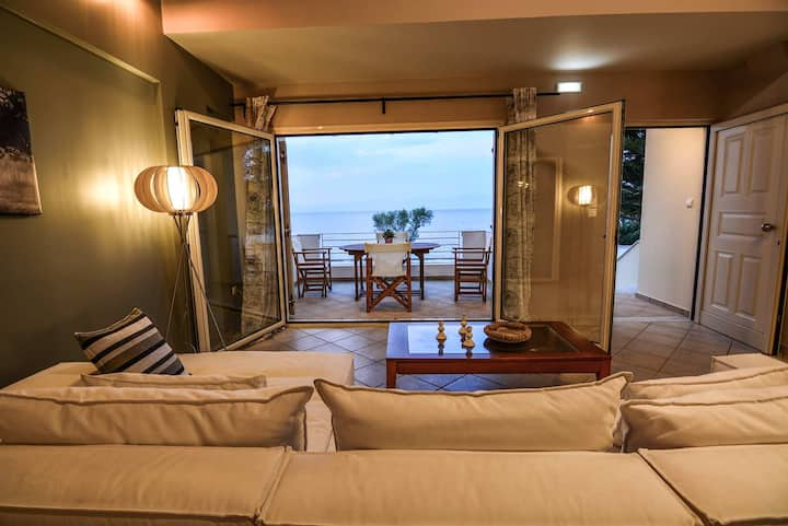 Aigli Luxurious Villa - Villas for Rent in Likoporia, Peloponnisos Dytiki  Ellada ke Ionio, Greece - Airbnb