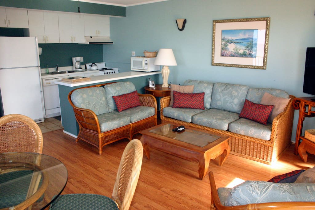 Relaxed and Comfortable Seating