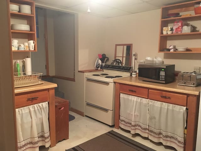 In-law apt.  with all the amenities of Home.