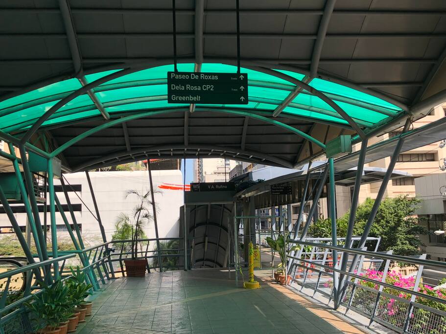 Connecting walking bridge to Greenbelt malls