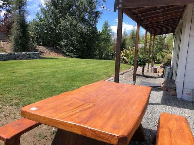 The Cairns Alpine Resort and Golf Club managed Airbnb listing 3