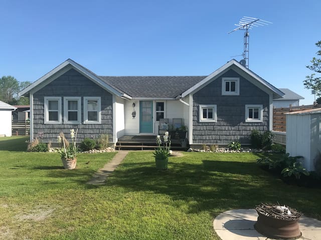 Fully Renovated - Must be 25 years of age to Rent