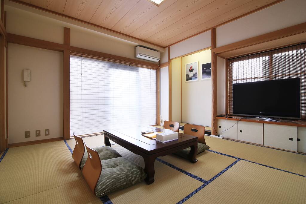 Living room with table and chairs