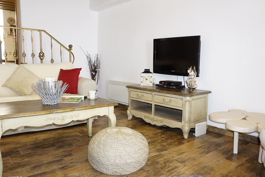 another angle of the living room