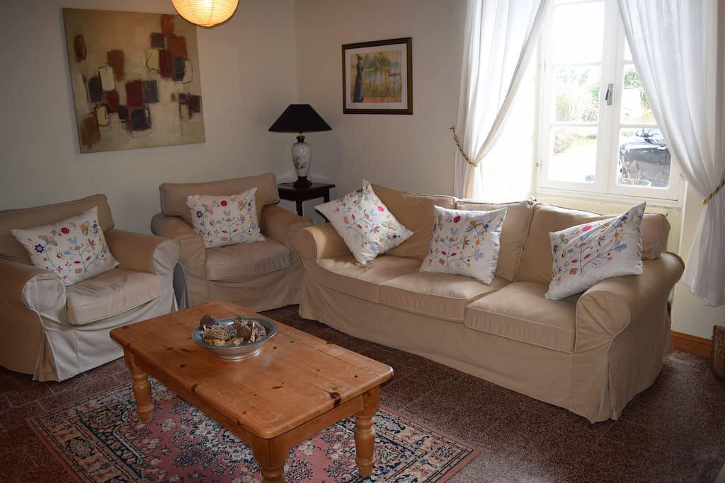A light and comfortable lounge
