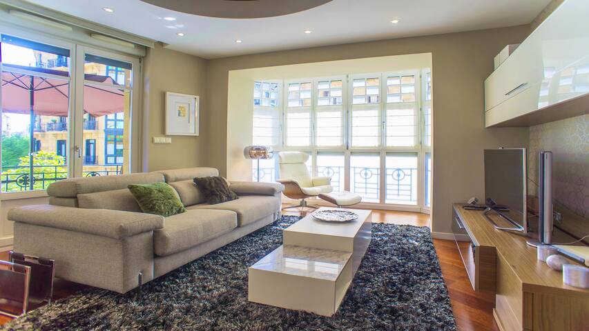 Céntrico Apartamento de Diseño gallery image 2