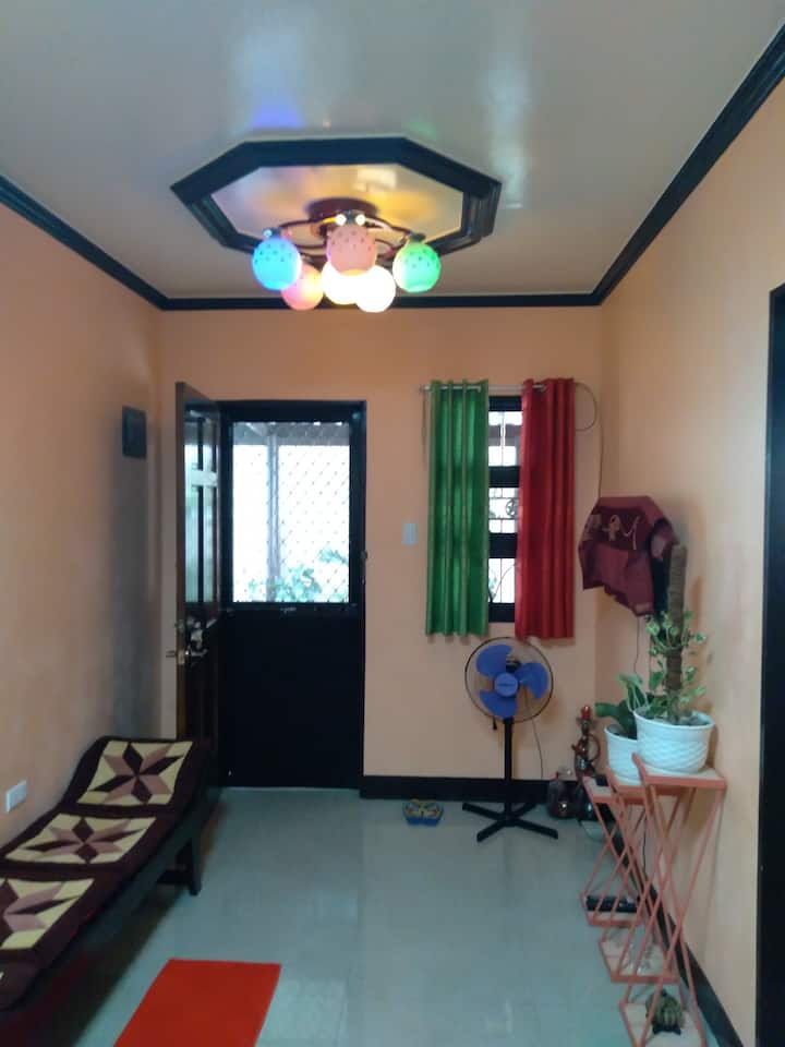 მისაღები ოთახი