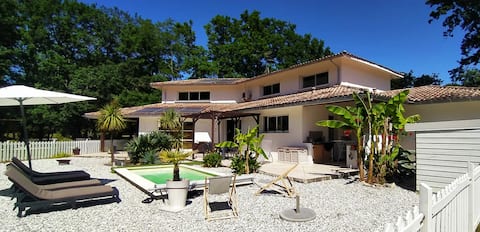 Villa Minvia les Landes between sea and mountain