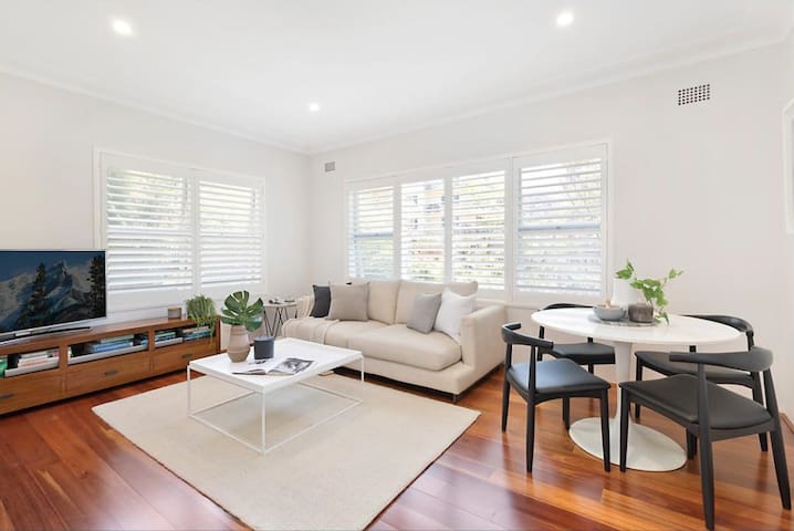 PEACEFUL HIDAWAY - ENTIRE APARTMENT