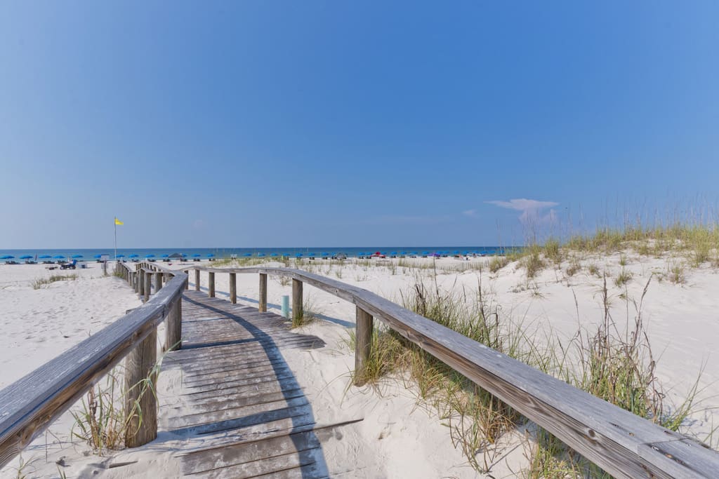 Make your dream a reality at "Beach Dream!" Come escape to the shore!