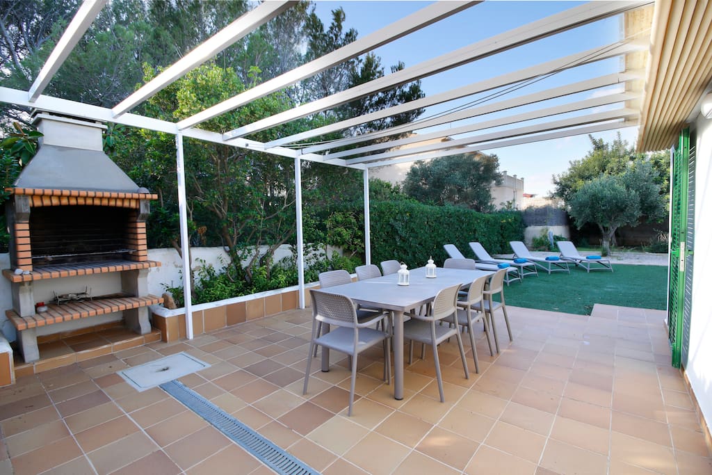 Terrace with BBQ and dining table