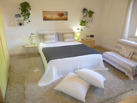 BIG BOUTIQUE FLAT#NEW EXPERIENCE
A/C#FREE CAR PARK