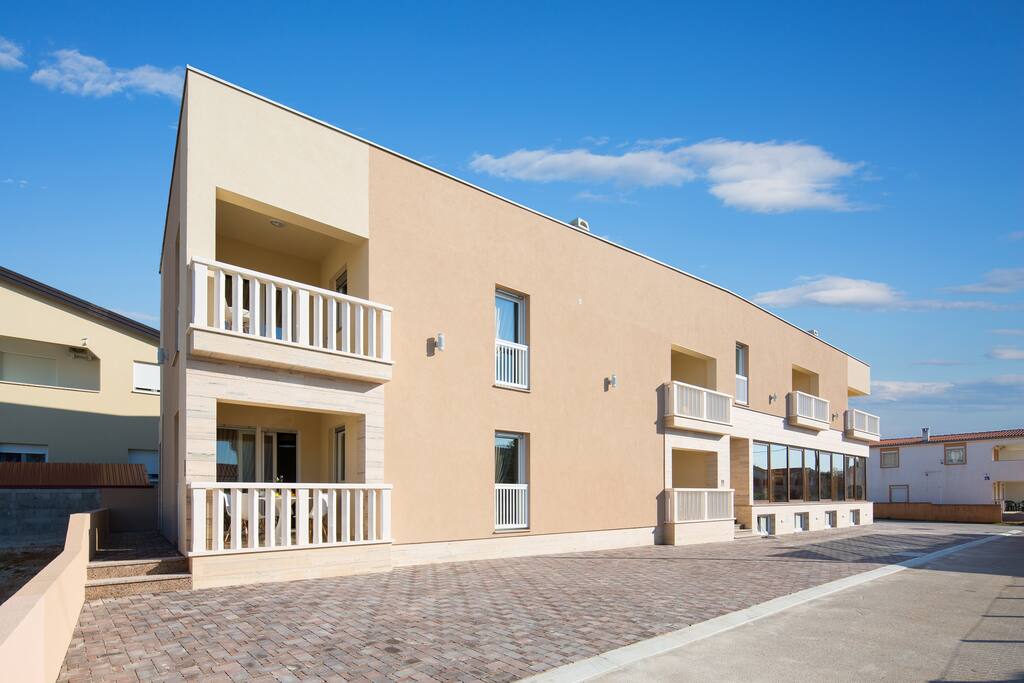 Lifestyle apartment