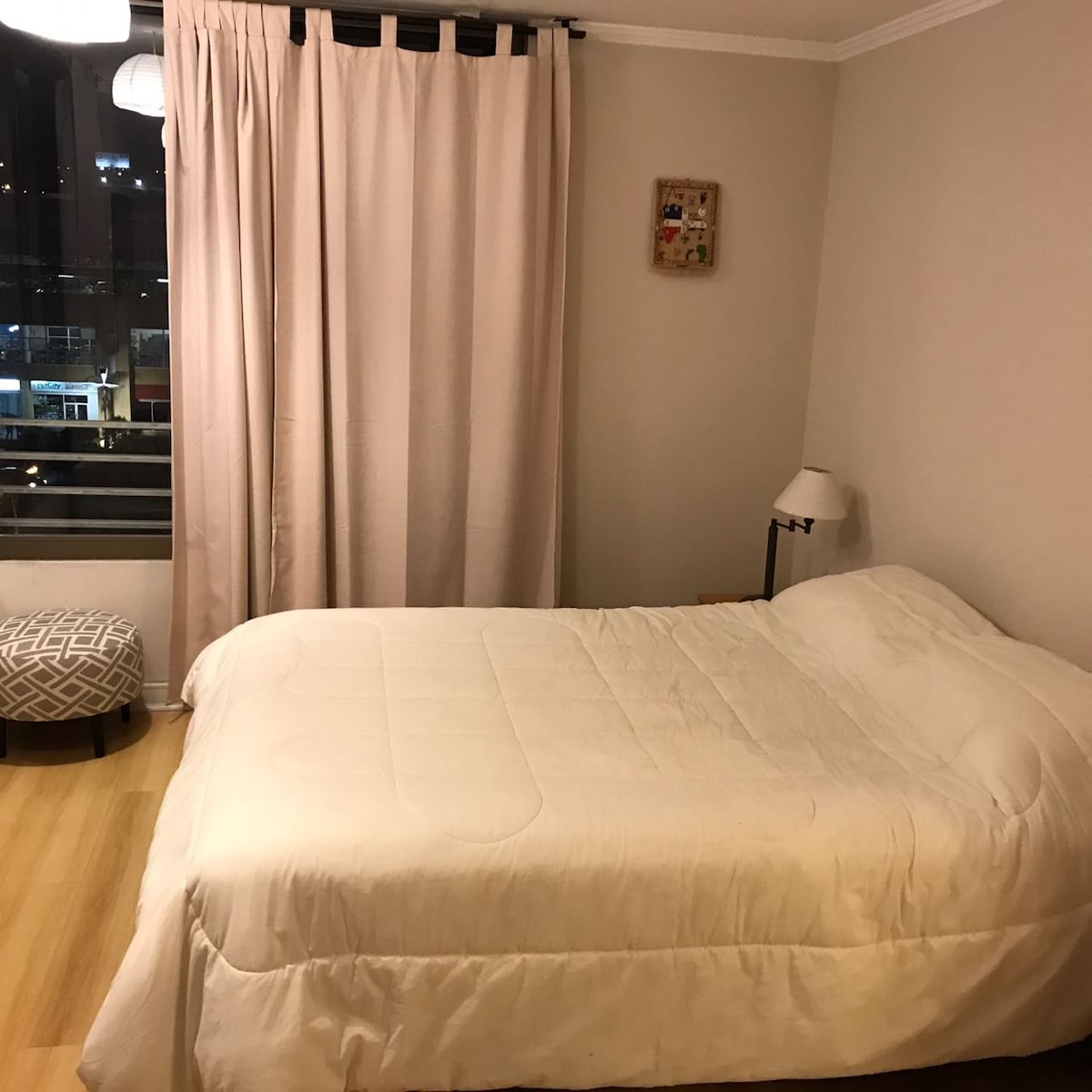 двойна спалня  с телевизор