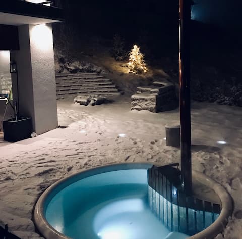 The Stuhleck - incl. hot tub & sauna on ski slope