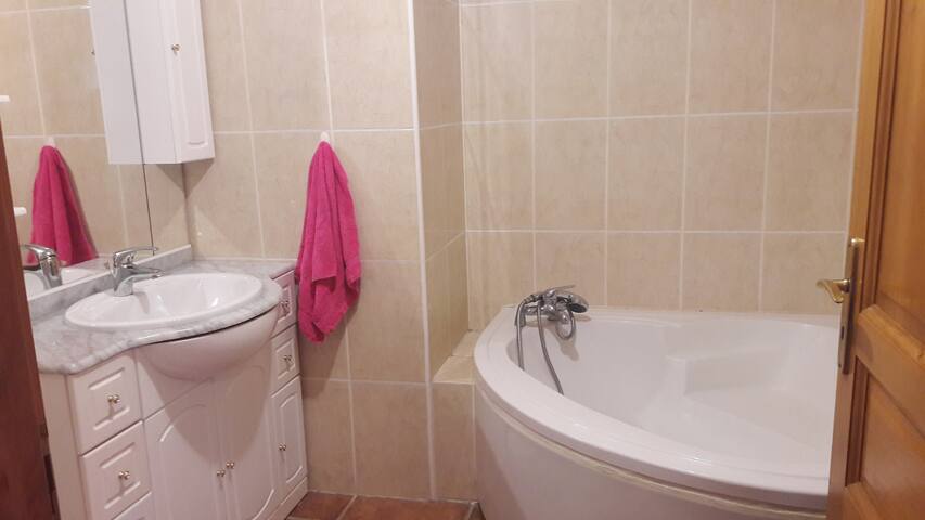 Top 20 foix vacation rentals, vacation homes & condo rentals ... Hart peinture cuisine