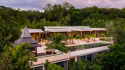 Layan 7 Bedroom Seaview Residence