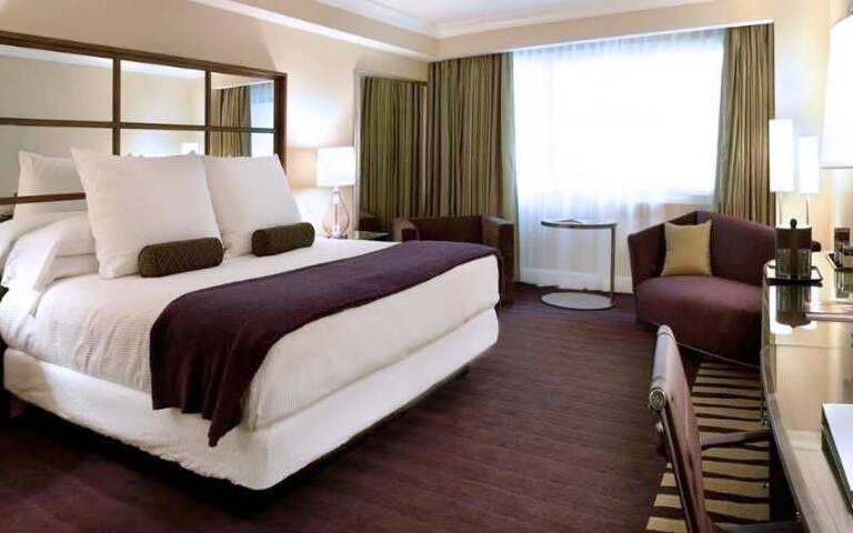 Caesars Palace 2 bed Suite gallery image 2