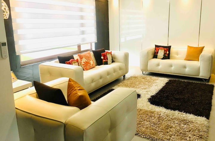 Esta es la primera Sala es la principal y esta ubicada en la primera planta 