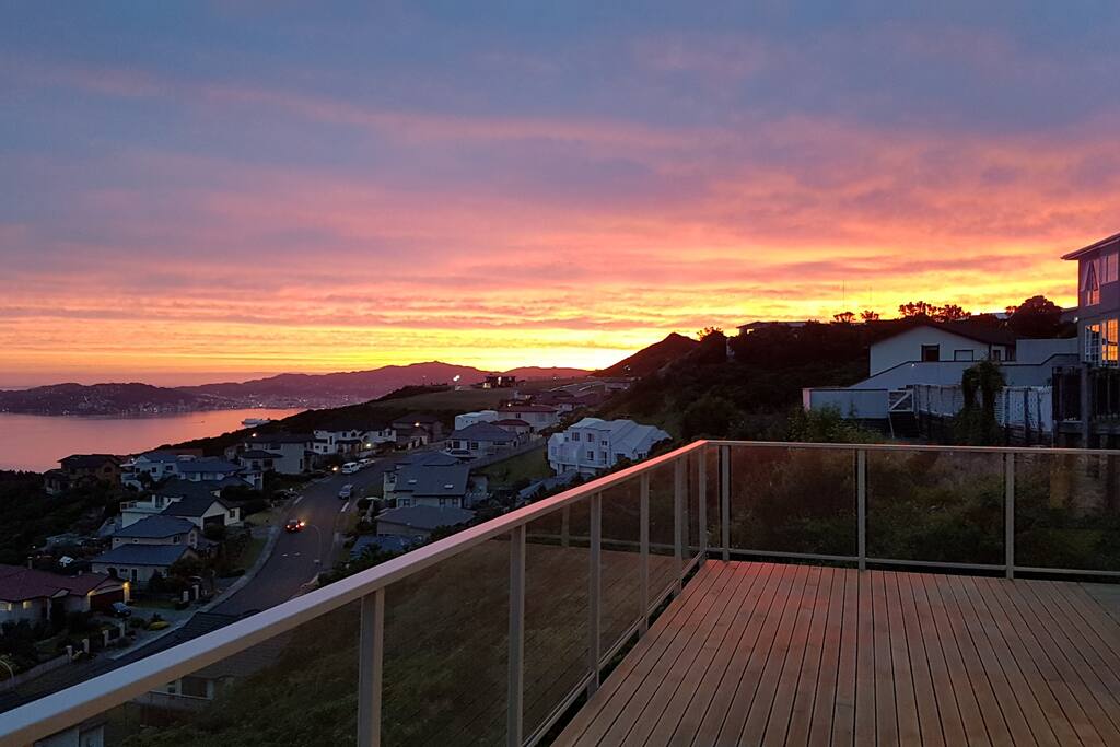 Sunset & Sunrise - Best views in Wellington !!