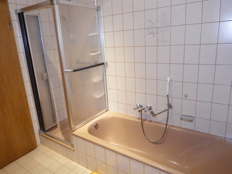 Dusche/Badewanne