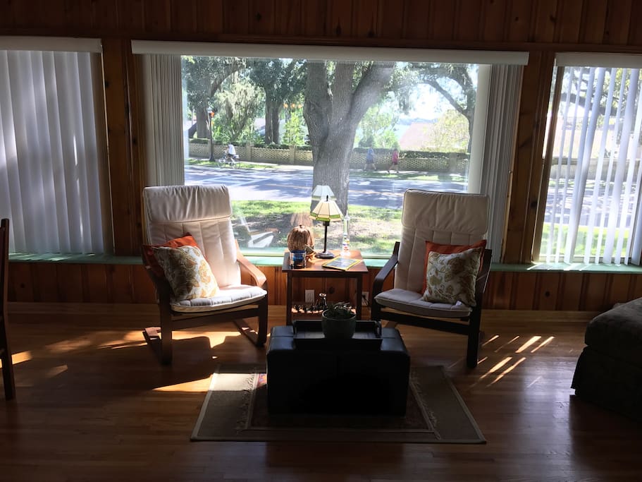 The Sunroom and Lake Hollingsworth.