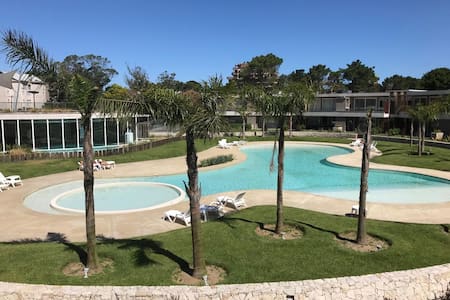 Open Pinamar. Departamento 4 personas Piscina Gym