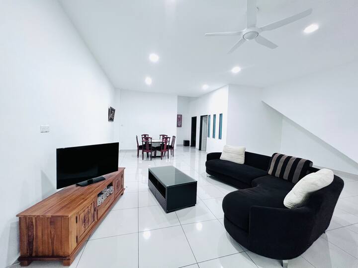 Singbeach Holiday House - Mersing